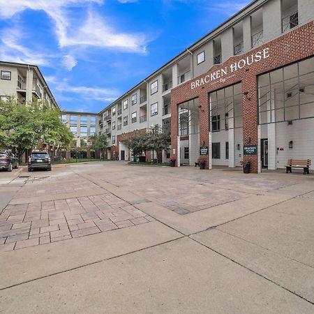 Frontdesk Bracken House Apts North Shore Pittsburgh Exterior photo